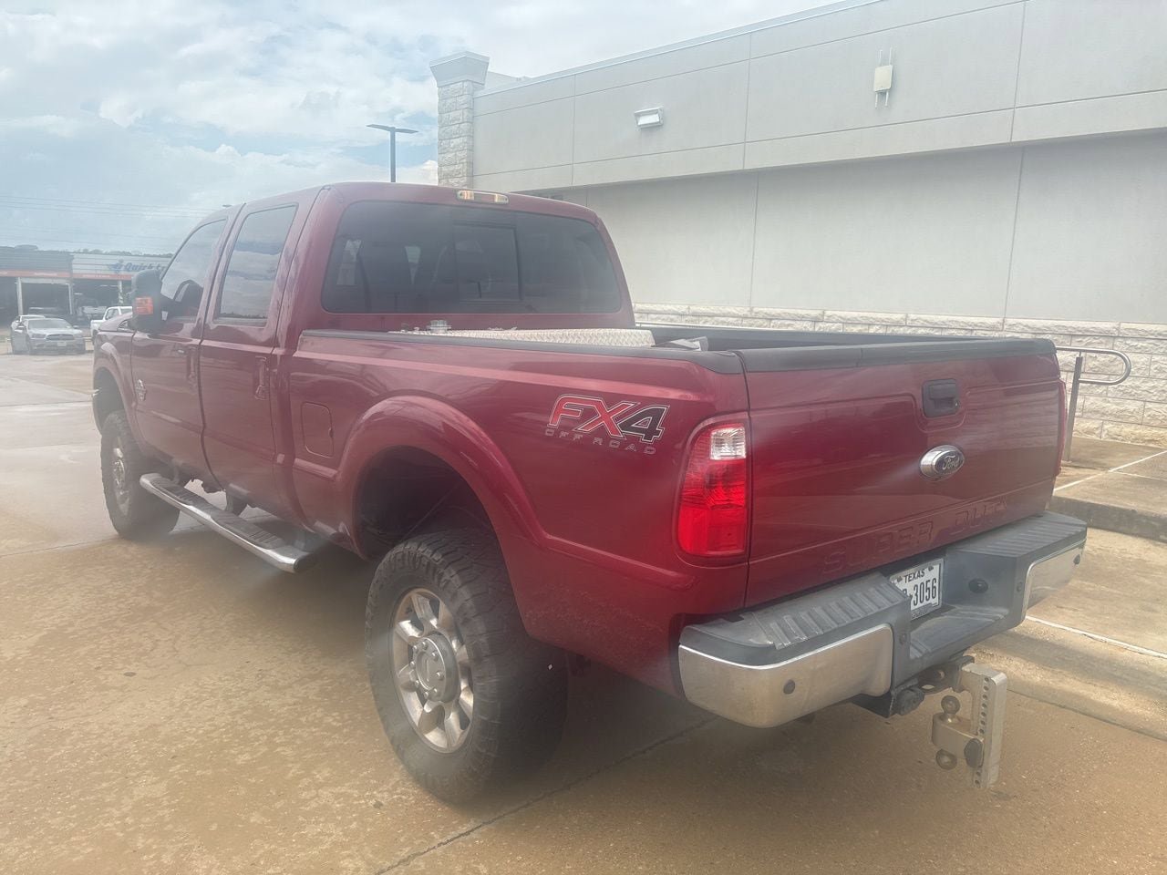Used 2014 Ford F250 Lariat w/ Lariat Ultimate Package image 2