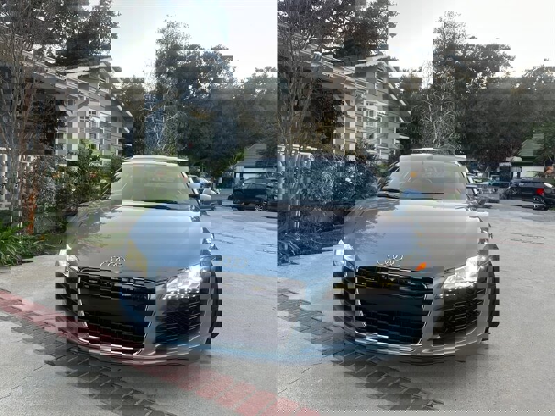 Used 2009 Audi R8 V8 w/ Enhanced Leather Pkg image 45