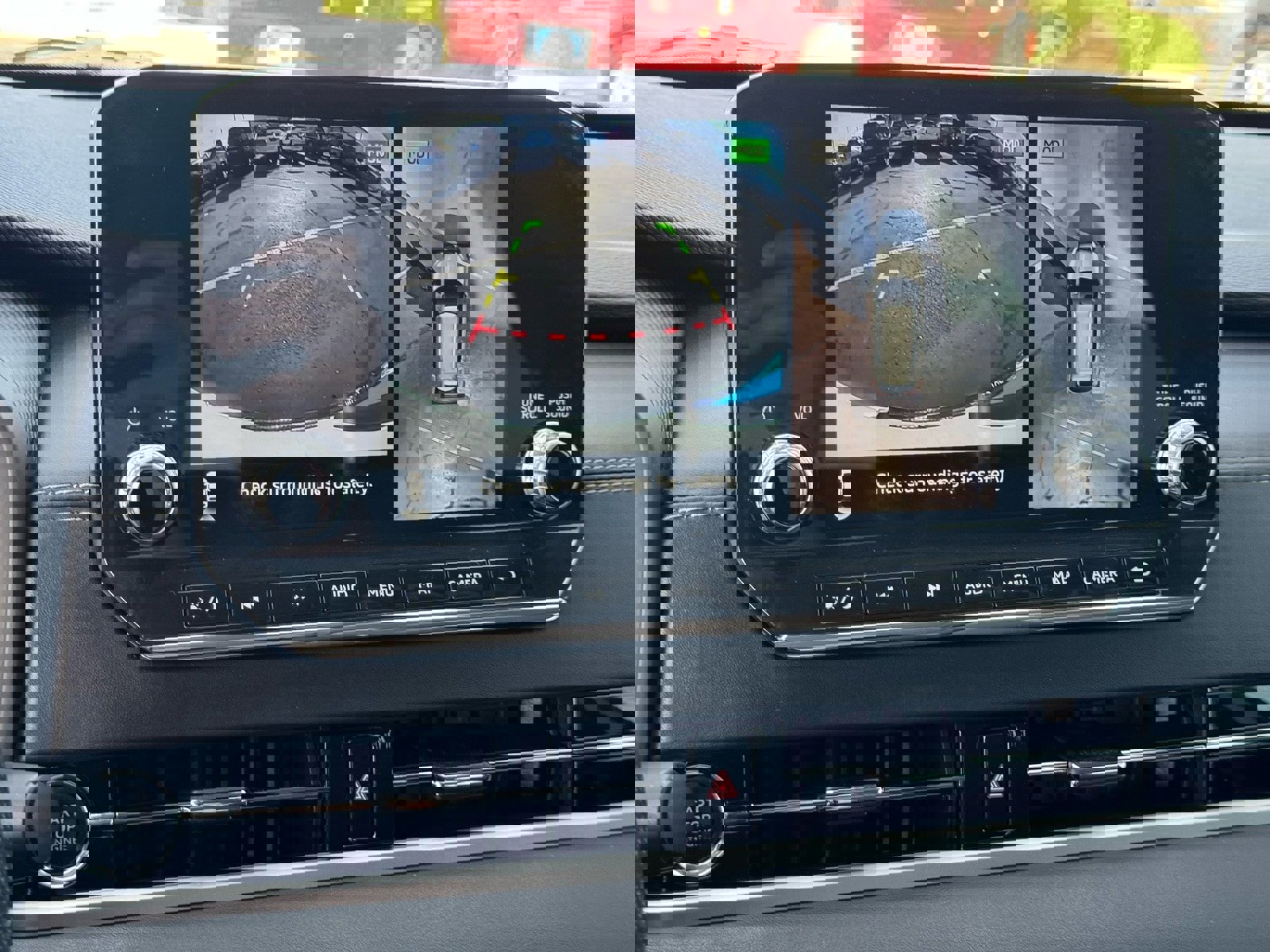 Used 2022 Mitsubishi Outlander SE image 28