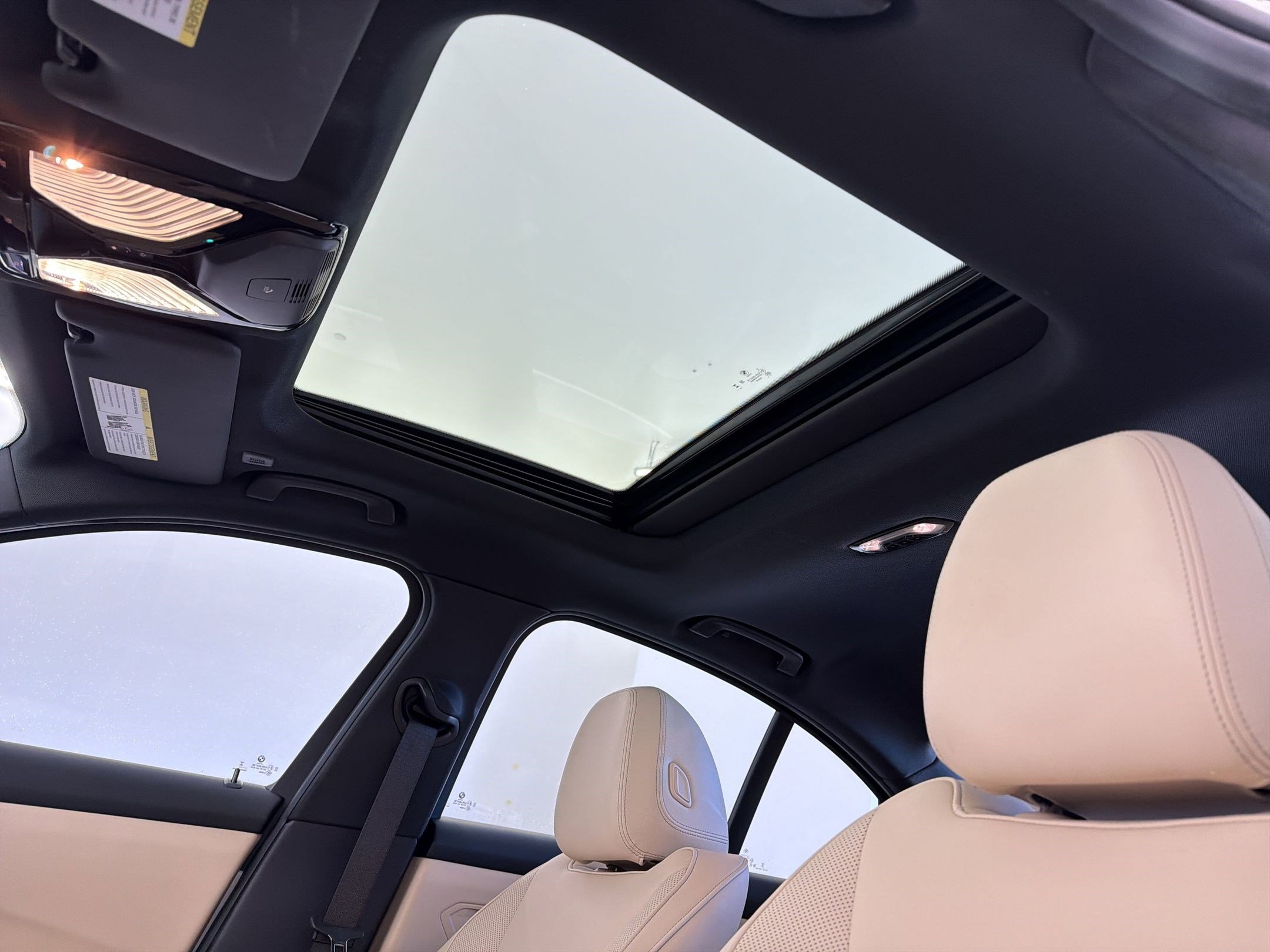 Used 2024 BMW 330e 330e w/ Premium Package image 14