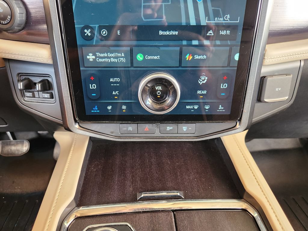 Used 2022 Ford Expedition Platinum AWD/4WD image 19