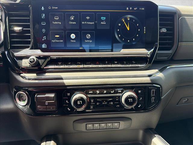 Used 2024 Chevrolet Silverado 2500 ZR2 w/ Technology Package AWD/4WD image 19