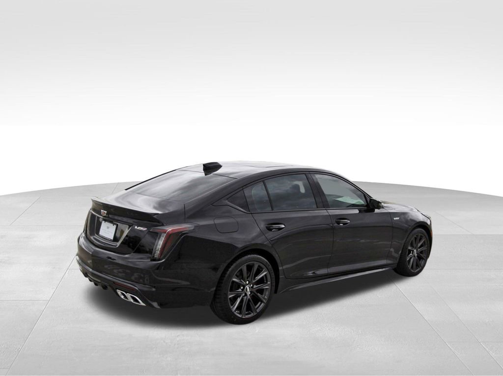 New 2026 Cadillac CT5 V image 4