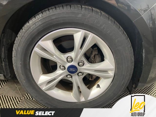 Used 2014 Ford Focus SE w/ SE Winter Package FWD image 23