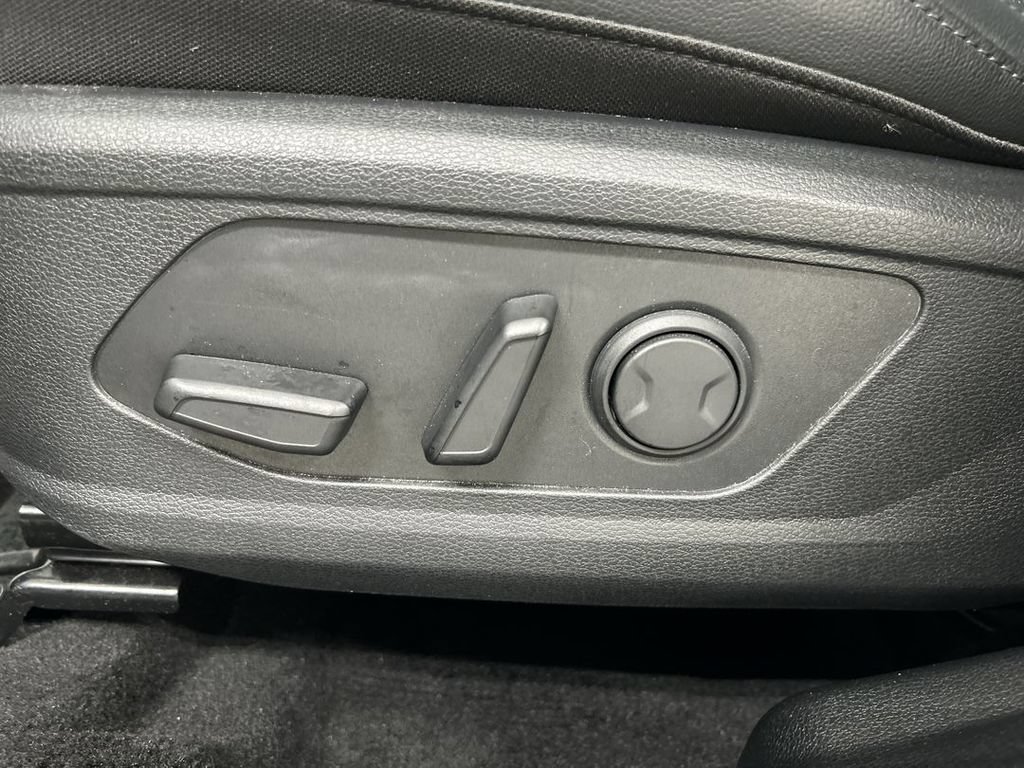 Certified 2024 Kia Sportage EX AWD/4WD image 10