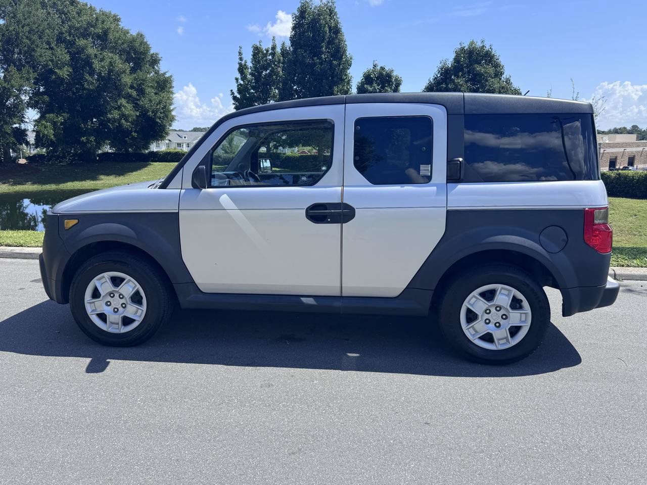 Used 2007 Honda Element LX image 9