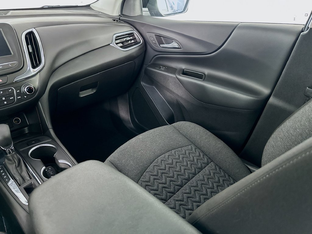 Used 2023 Chevrolet Equinox LT FWD image 30