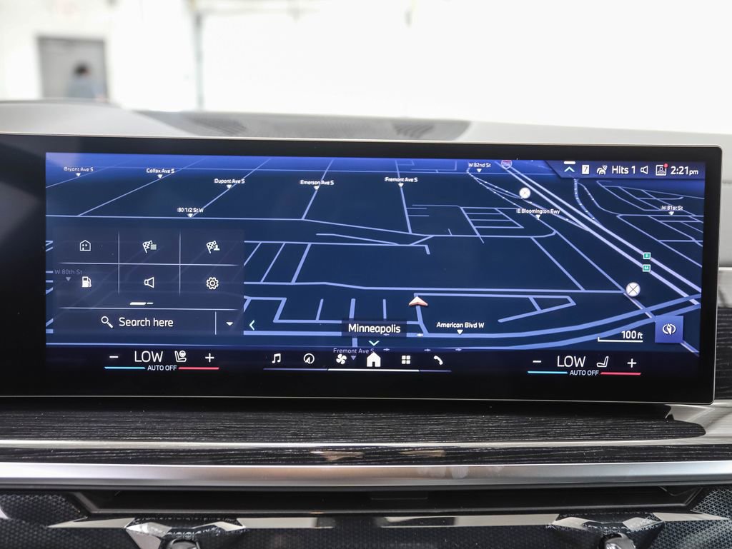 Used 2026 BMW X7 xDrive40i w/ M Sport Package image 17