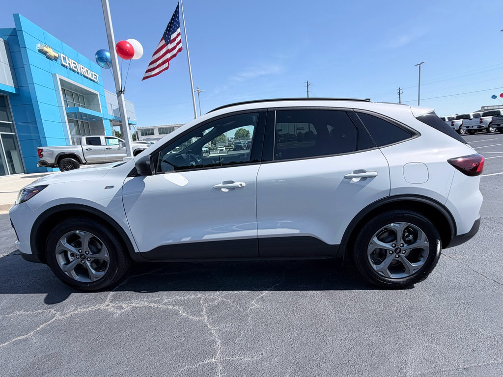 Used 2026 Ford Escape ST-Line FWD image 5