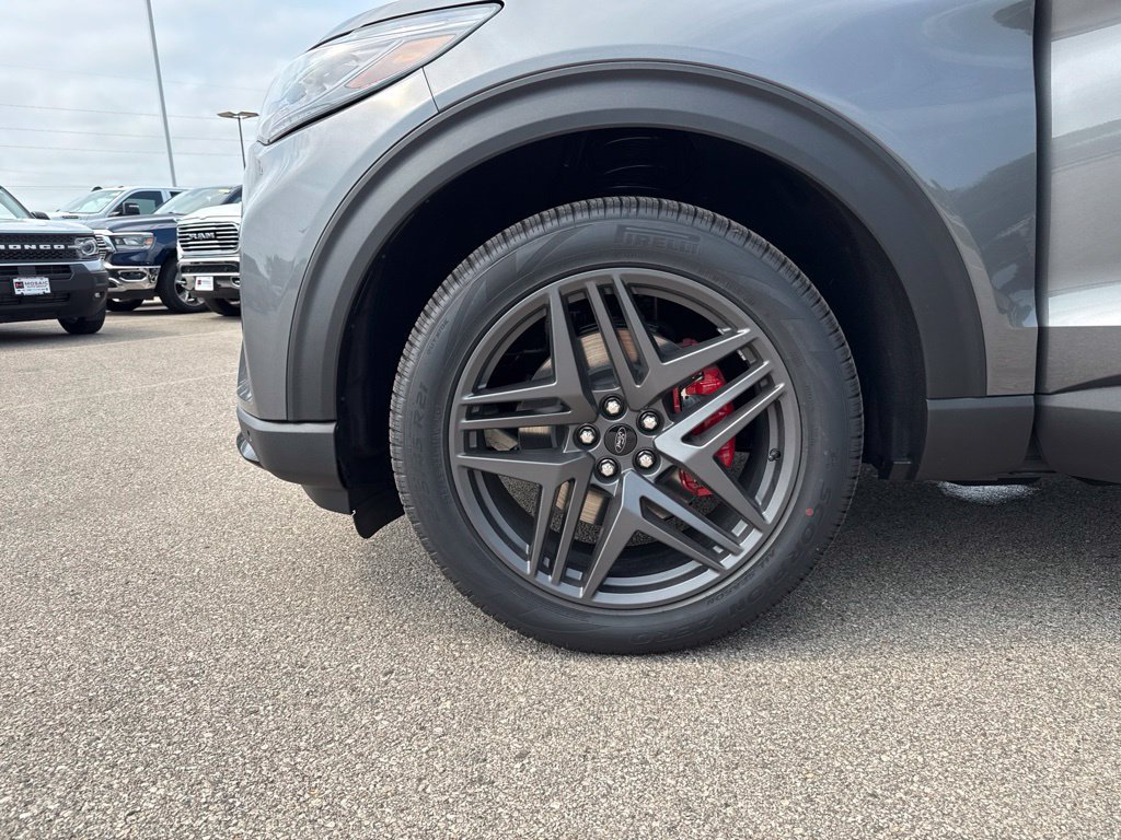 New 2026 Ford Explorer ST-Line w/ ST-Line Street Pack AWD/4WD image 42