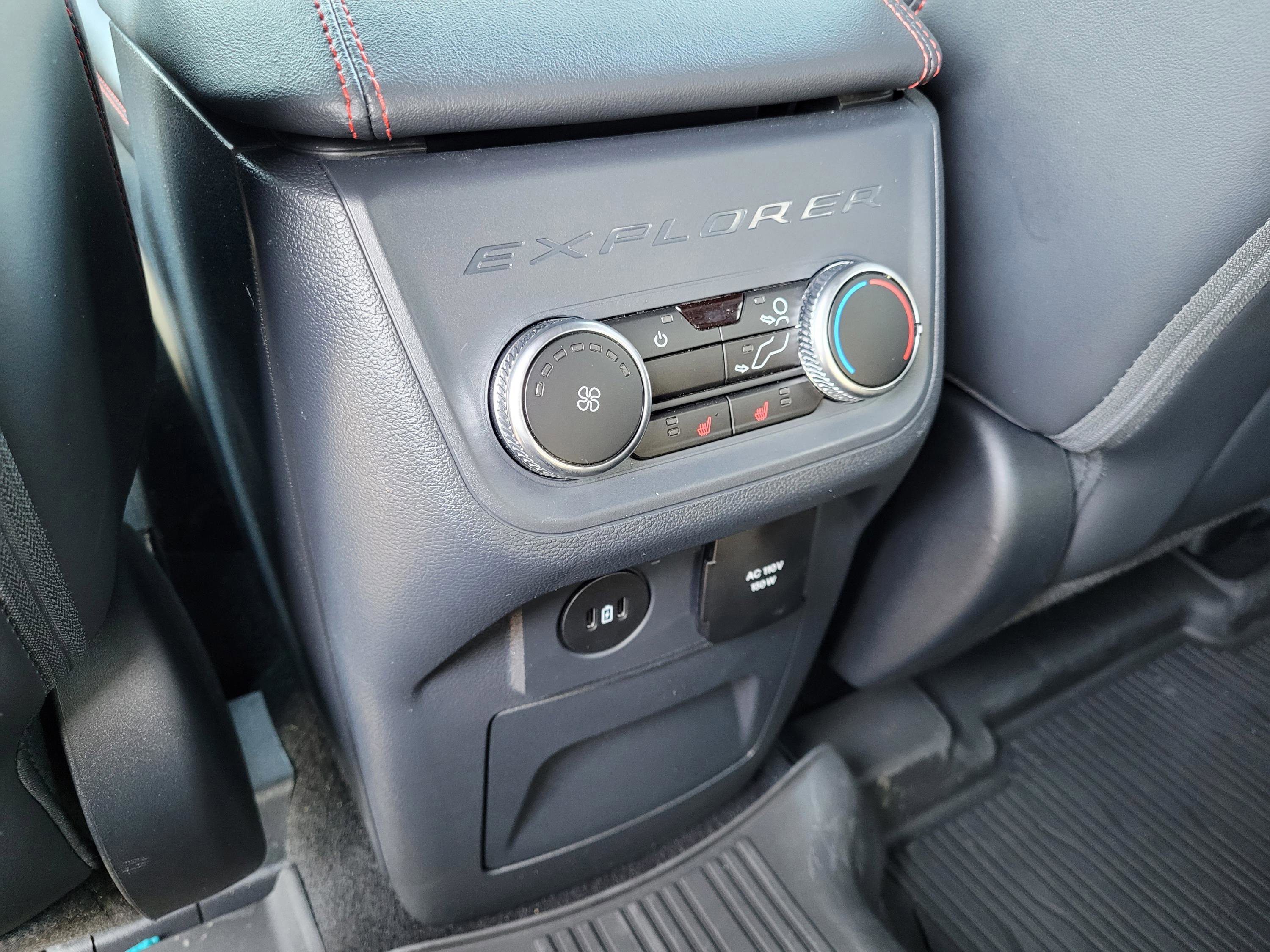 Used 2025 Ford Explorer ST AWD/4WD image 16