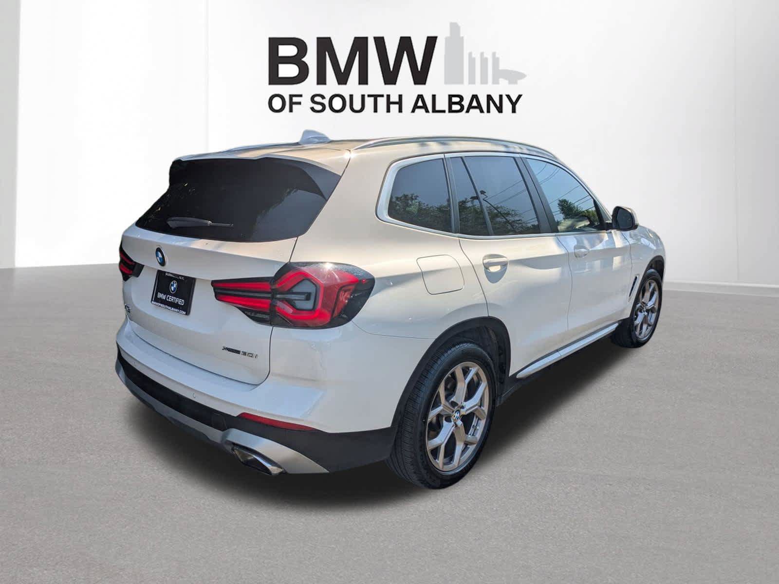 Certified 2023 BMW X3 xDrive30i w/ Premium Package w/ZPA AWD/4WD image 3