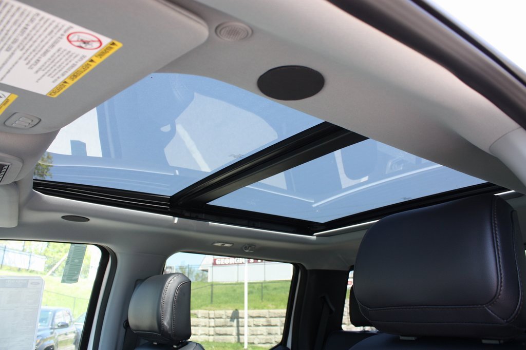 New 2025 Ford F350 Lariat w/ Lariat Ultimate Package image 32