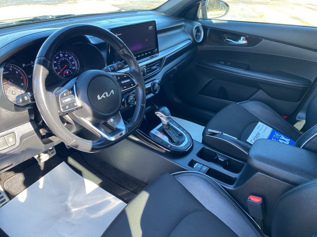 Certified 2022 Kia Forte GT-Line w/ GT-Line Technology Package image 17