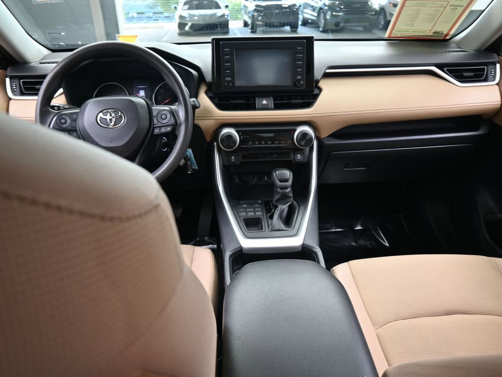 Used 2019 Toyota RAV4 LE image 35