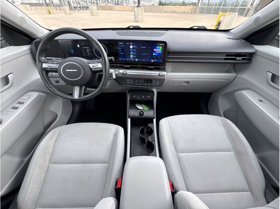 Used 2024 Hyundai Kona SEL FWD image 15