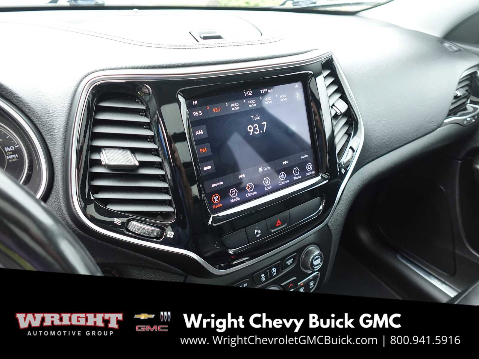 Used 2020 Jeep Cherokee Limited image 18