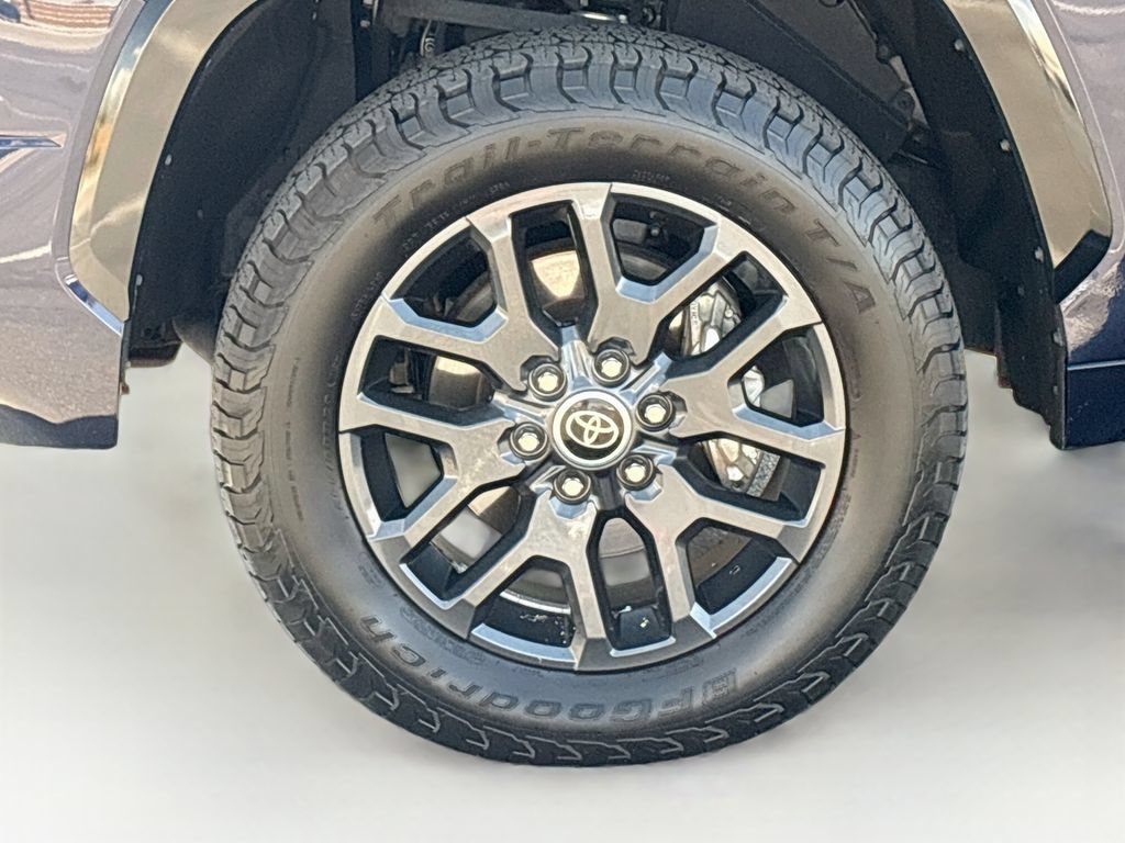 Used 2023 Toyota Tundra Platinum AWD/4WD image 30