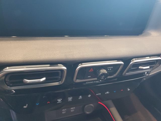 New 2026 Nissan Sentra SR w/ SR Premium Package FWD image 31