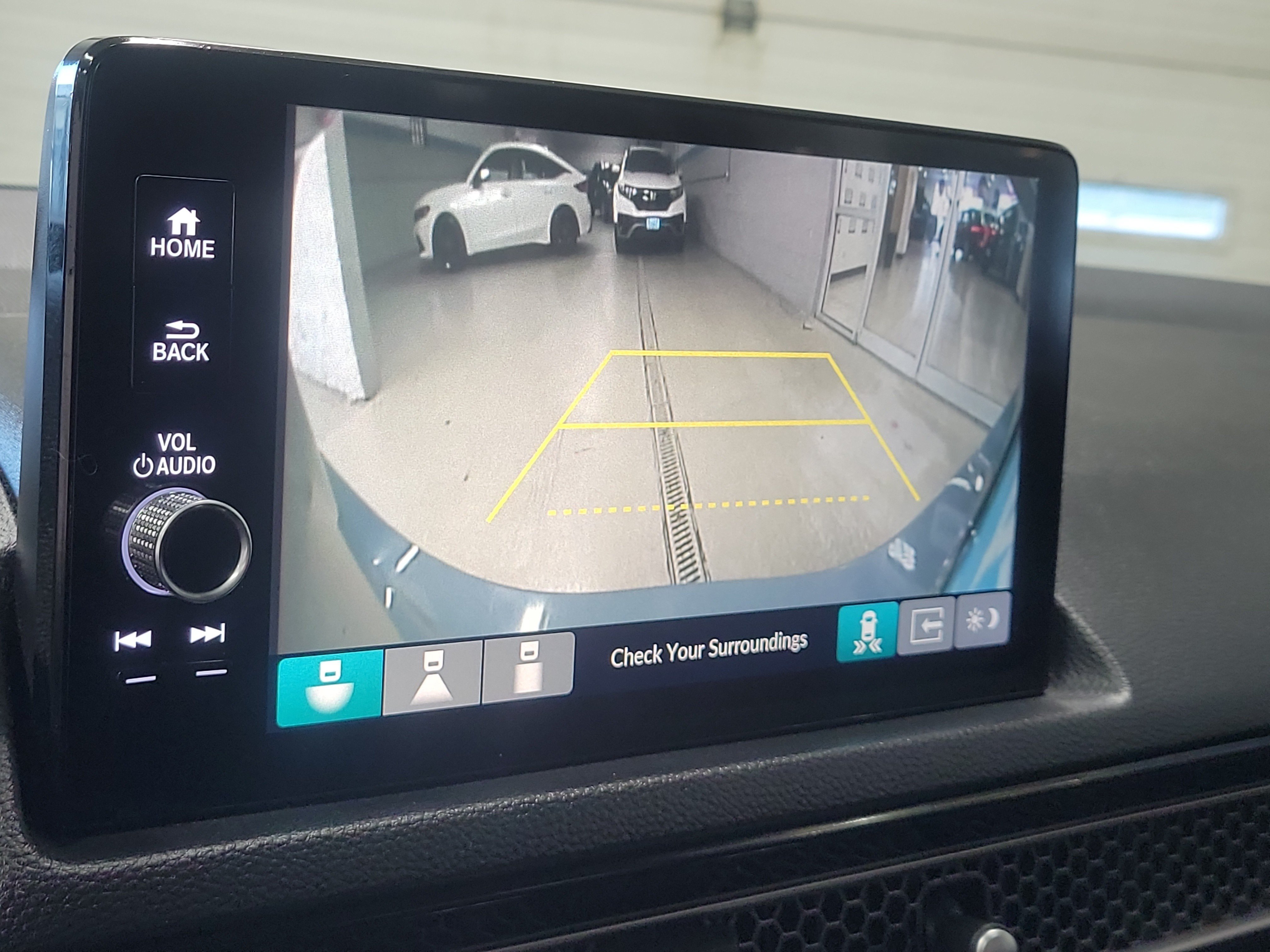 Used 2022 Honda Civic Touring image 32