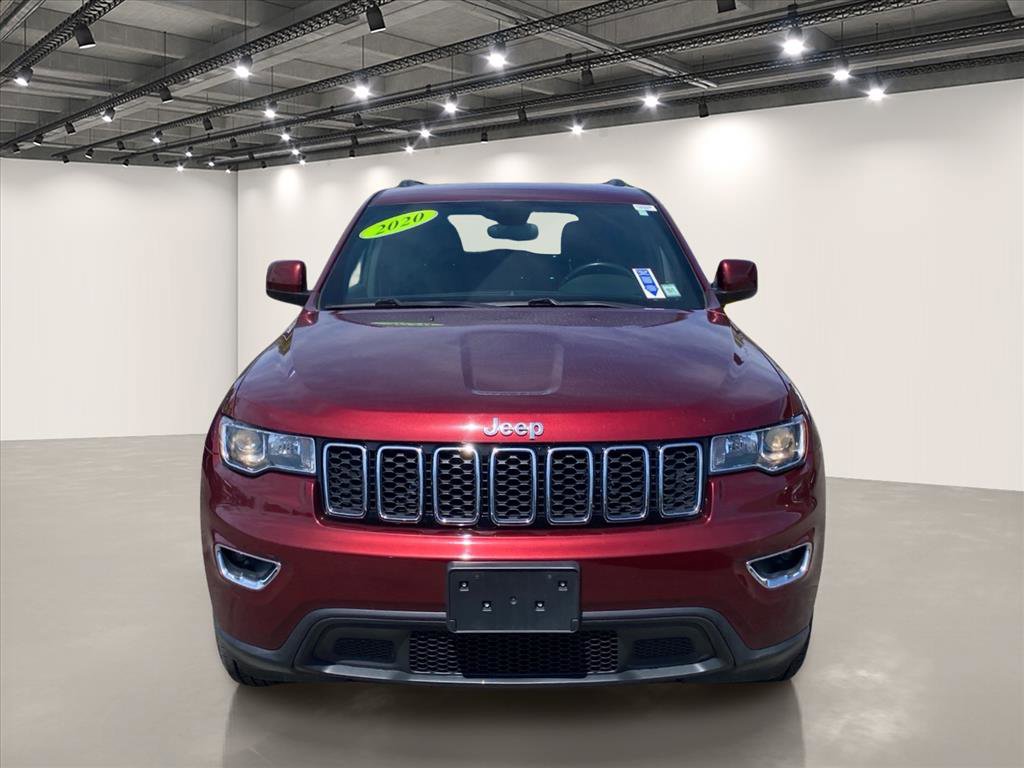 Used 2020 Jeep Grand Cherokee Laredo AWD/4WD image 2