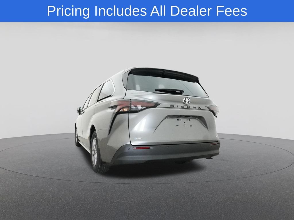 New 2026 Toyota Sienna XLE FWD image 22