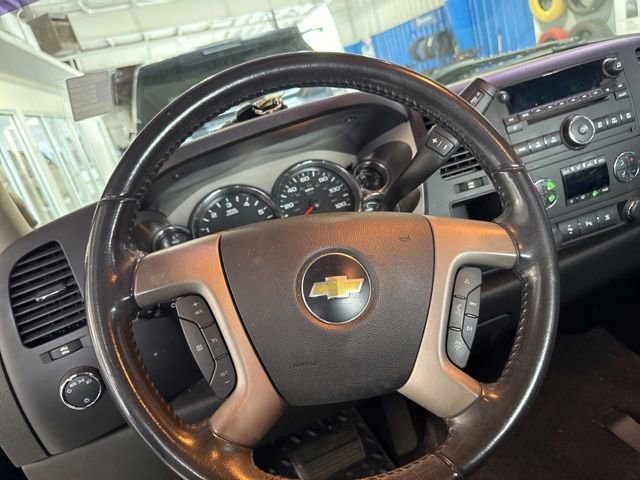 Used 2011 Chevrolet Silverado 1500 LT w/ All-Star Edition RWD image 12