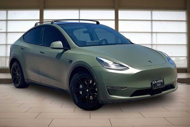 Used 2022 Tesla Model Y Long Range AWD/4WD image 11