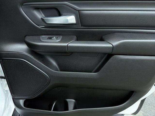 Used 2025 RAM 1500 Warlock AWD/4WD image 37