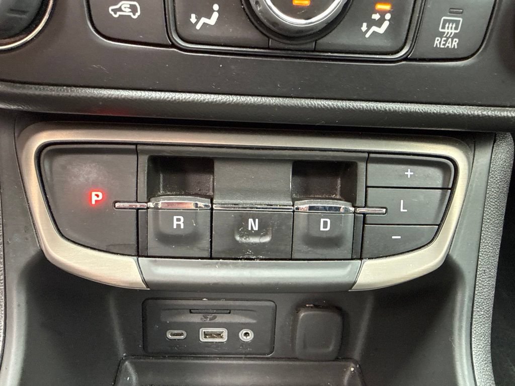 Used 2022 GMC Terrain Denali w/ Denali Premium Package AWD/4WD image 36