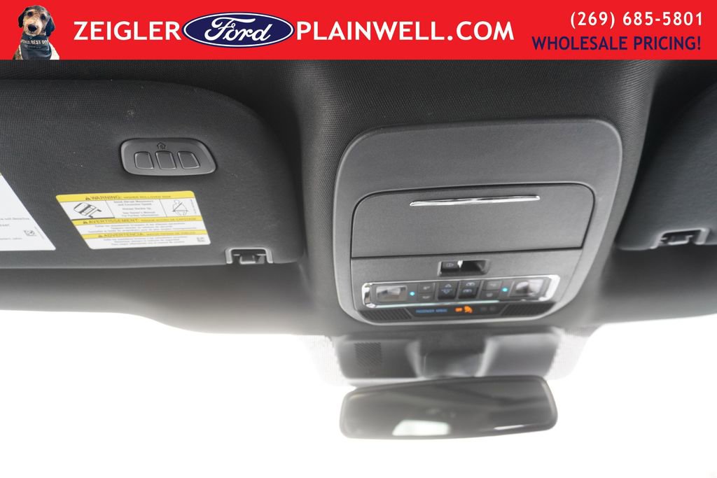 Used 2025 Ford F450 Platinum image 34