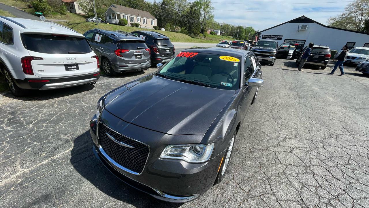 Used 2015 Chrysler 300 C w/ Light Group image 15