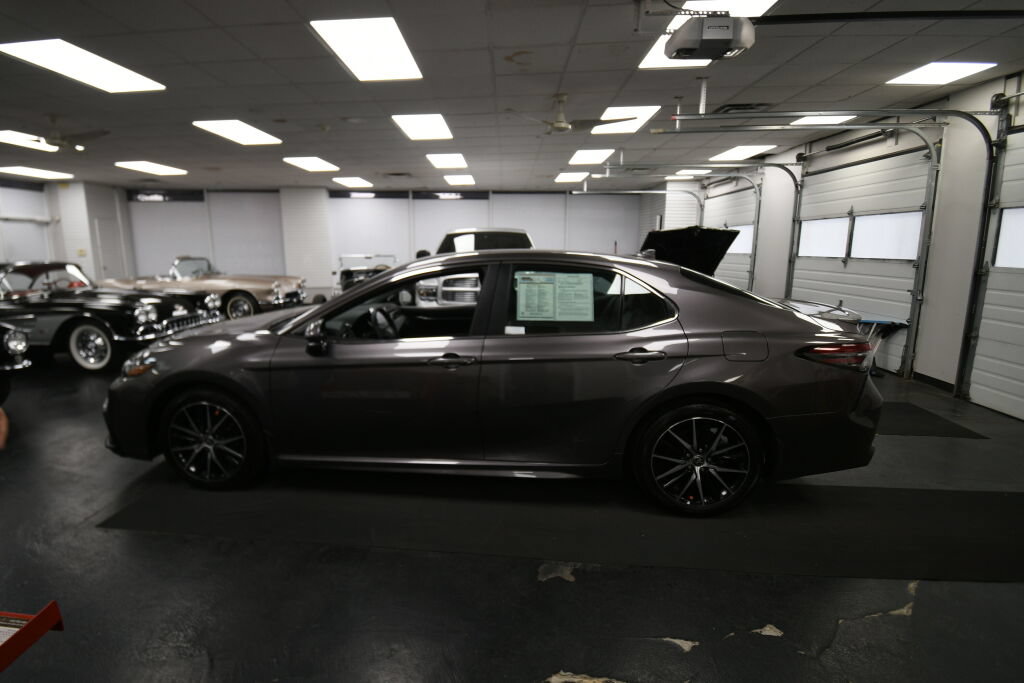 Certified 2024 Toyota Camry SE w/ Cold Weather Package FWD image 5