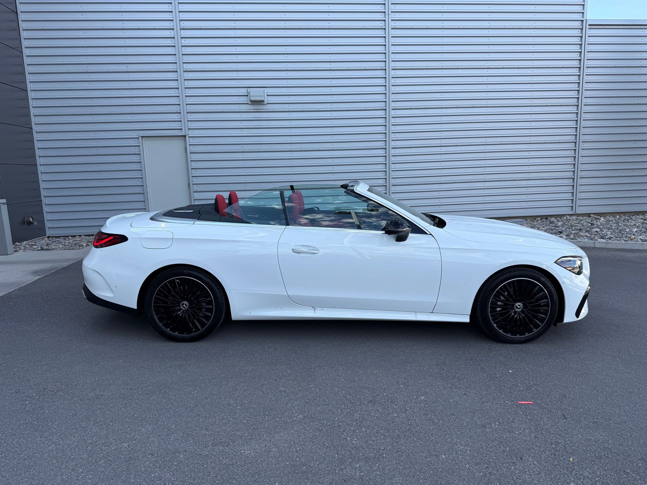 New 2026 Mercedes-Benz CLE 450 4MATIC Cabriolet image 2