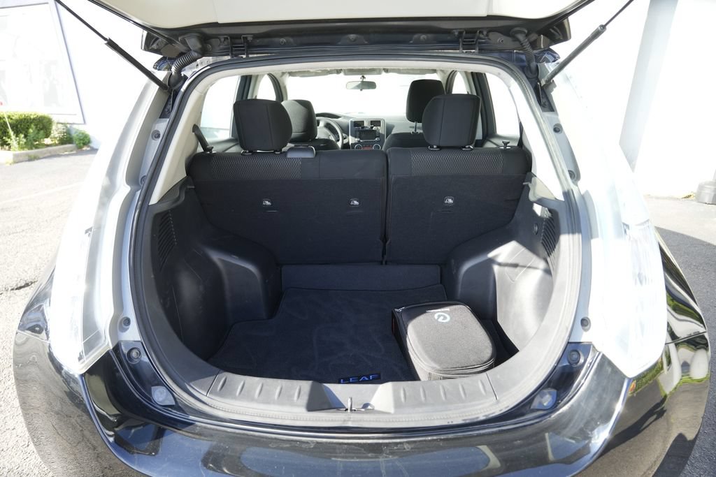 Used 2017 Nissan Leaf S w/ Charge Package FWD image 15