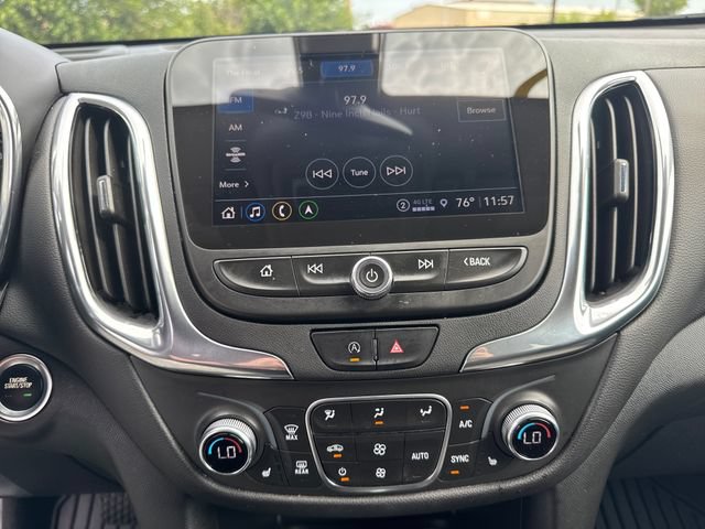Used 2023 Chevrolet Equinox LT AWD/4WD image 19