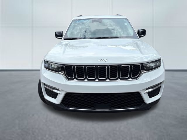 Used 2023 Jeep Grand Cherokee Limited AWD/4WD image 6