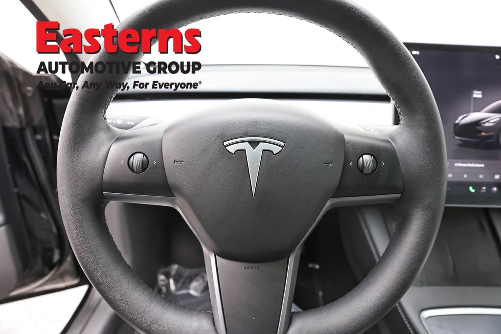 Used 2023 Tesla Model 3 Standard Range image 10