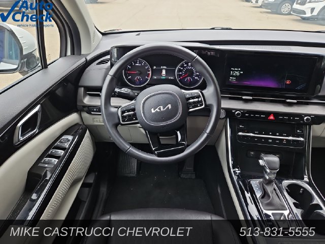 Used 2024 Kia Carnival EX FWD image 26