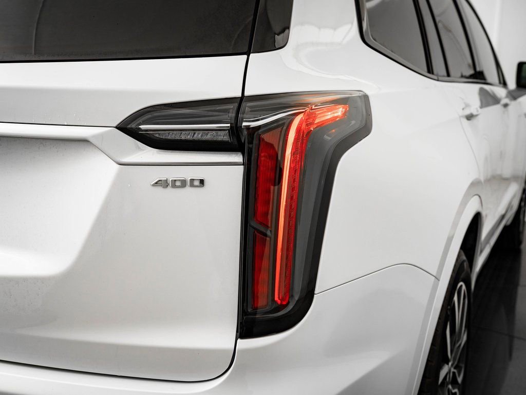 Used 2023 Cadillac XT6 Sport image 16