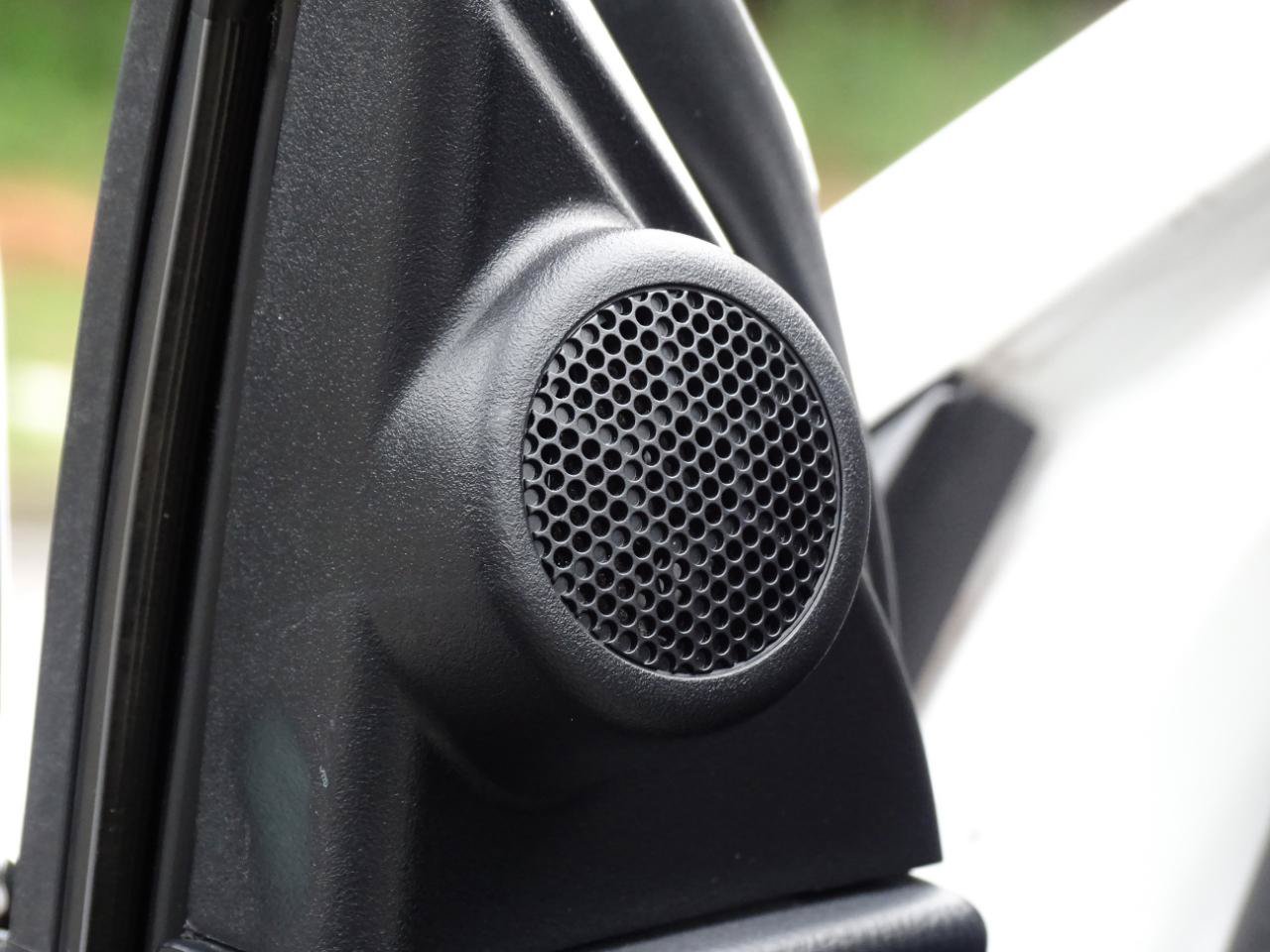 Used 2019 Toyota Corolla SE FWD image 19