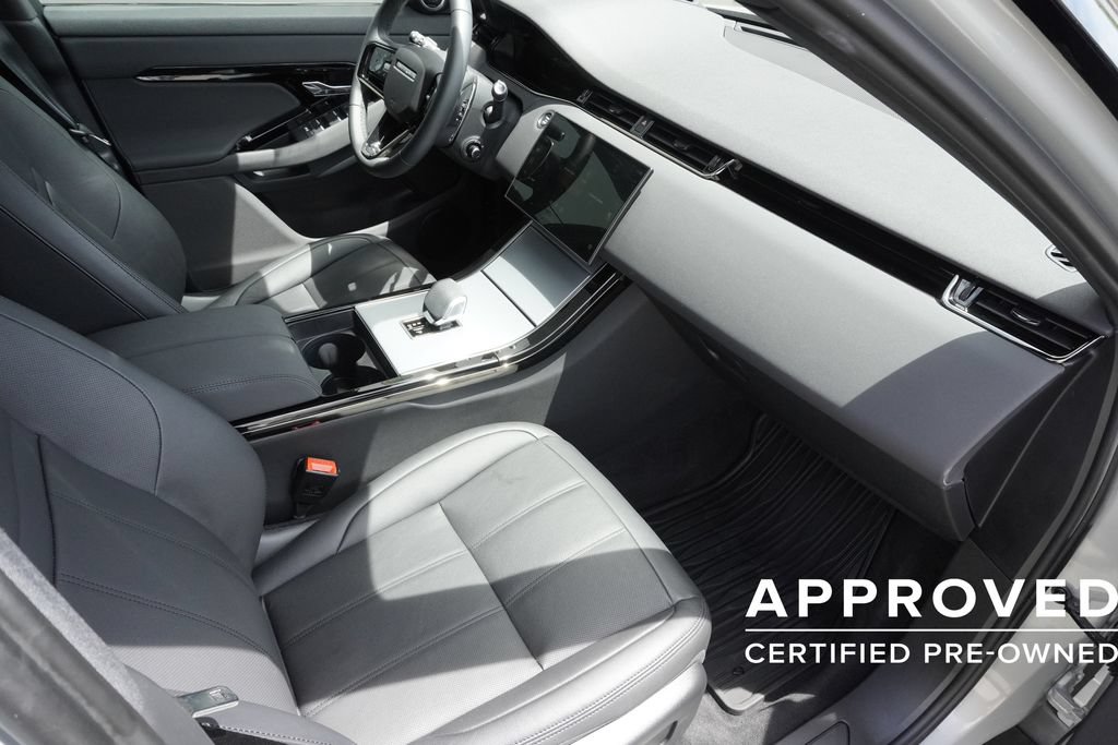 Used 2025 Land Rover Range Rover Evoque S AWD/4WD image 22