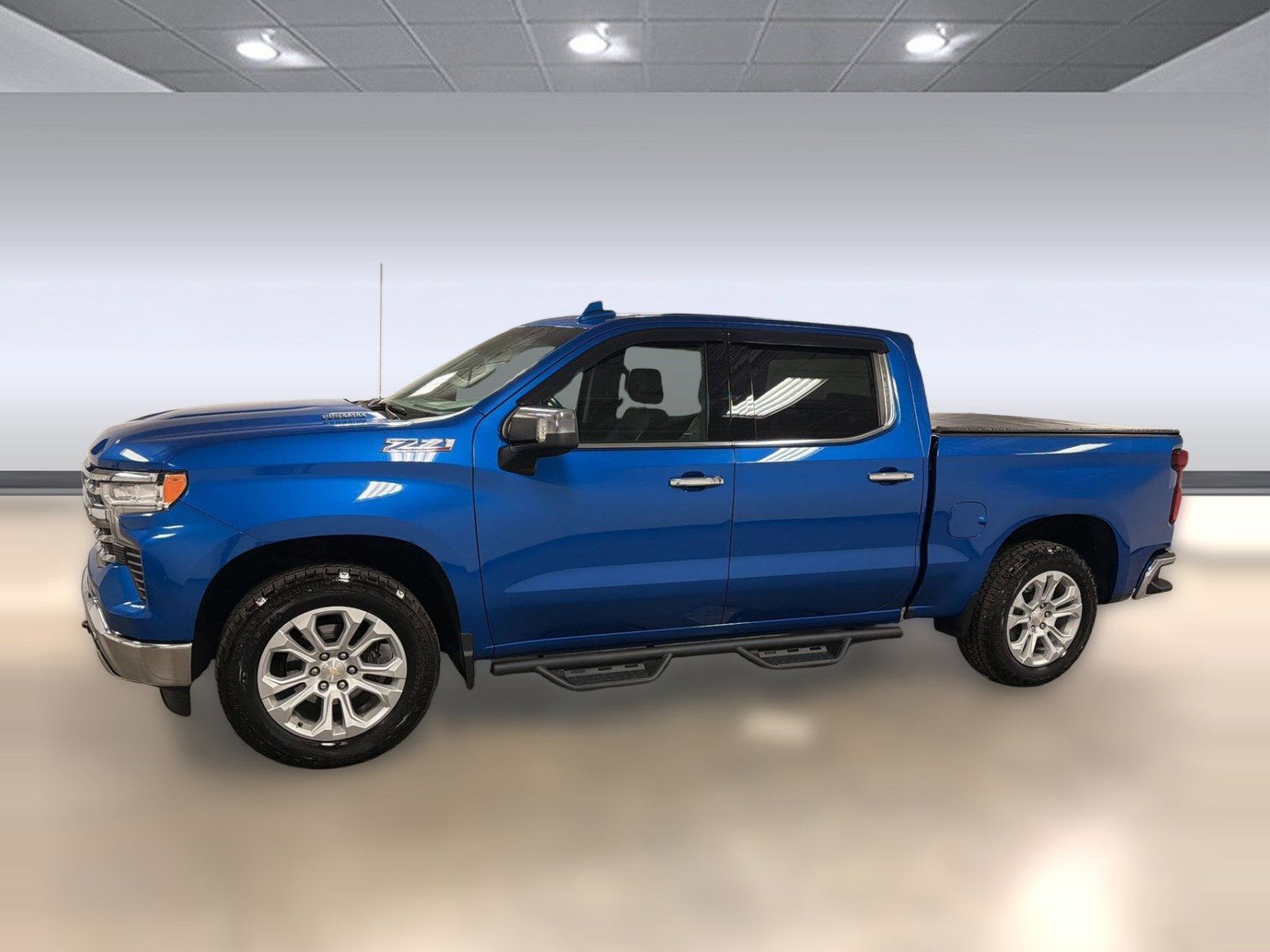Used 2022 Chevrolet Silverado 1500 LTZ image 2