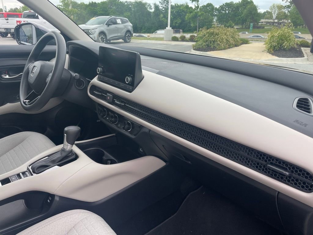 Used 2025 Honda HR-V LX image 26