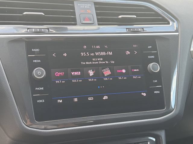 Used 2020 Volkswagen Tiguan SE FWD image 30