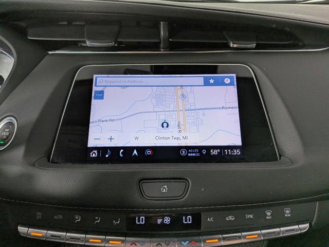 Certified 2022 Cadillac XT4 Premium Luxury w/ Enhanced Visibility Package image 8