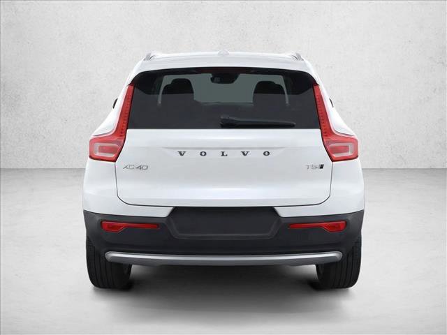 Used 2019 Volvo XC40 T5 Momentum AWD/4WD image 6