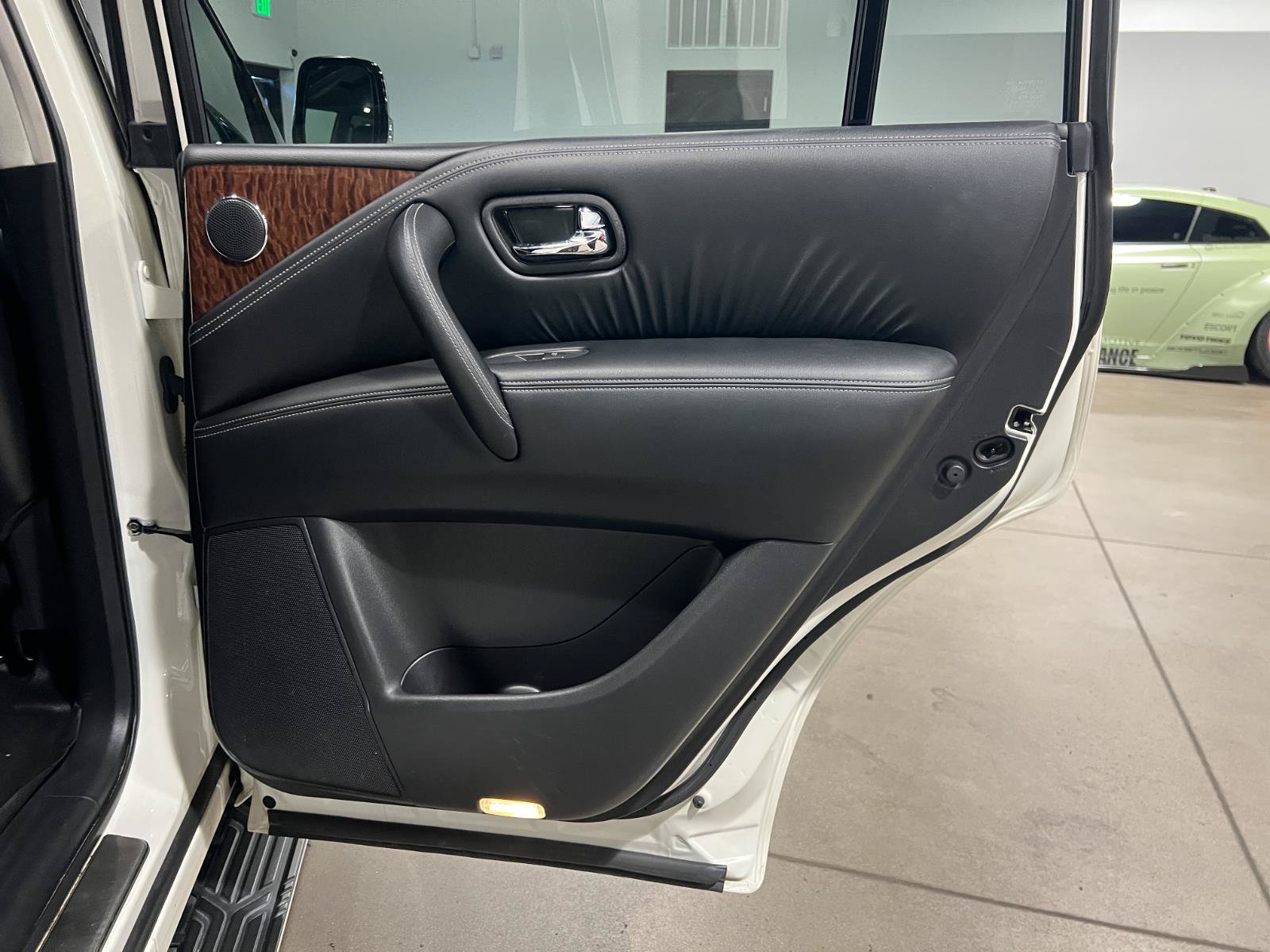 Used 2020 Nissan Armada Platinum w/ Interior Lighting Package AWD/4WD image 42