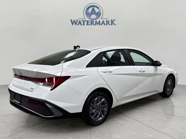 New 2026 Hyundai Elantra Blue image 5