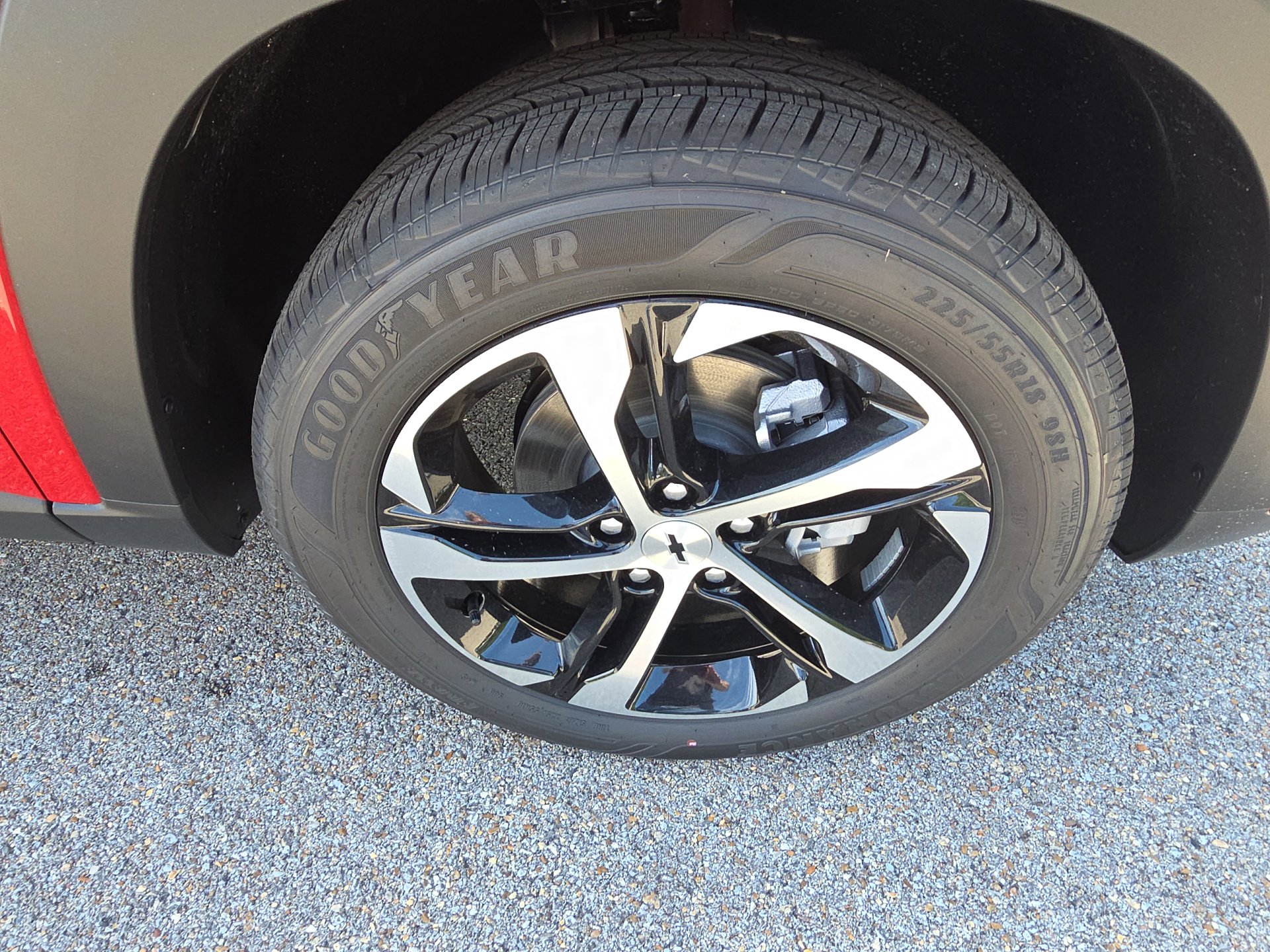 New 2026 Chevrolet Trax RS FWD image 10